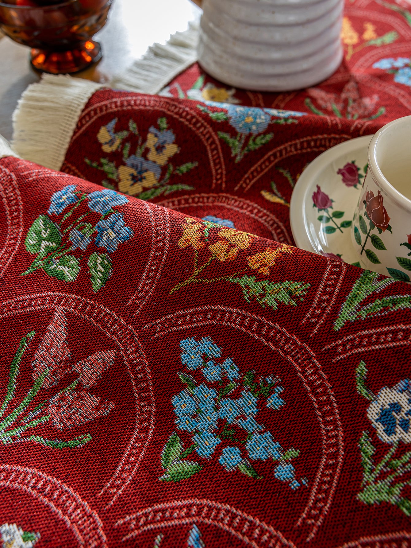 LaLuna Home Round Thousand Blooms Jacquard Tablecloth with Tassels - Red
