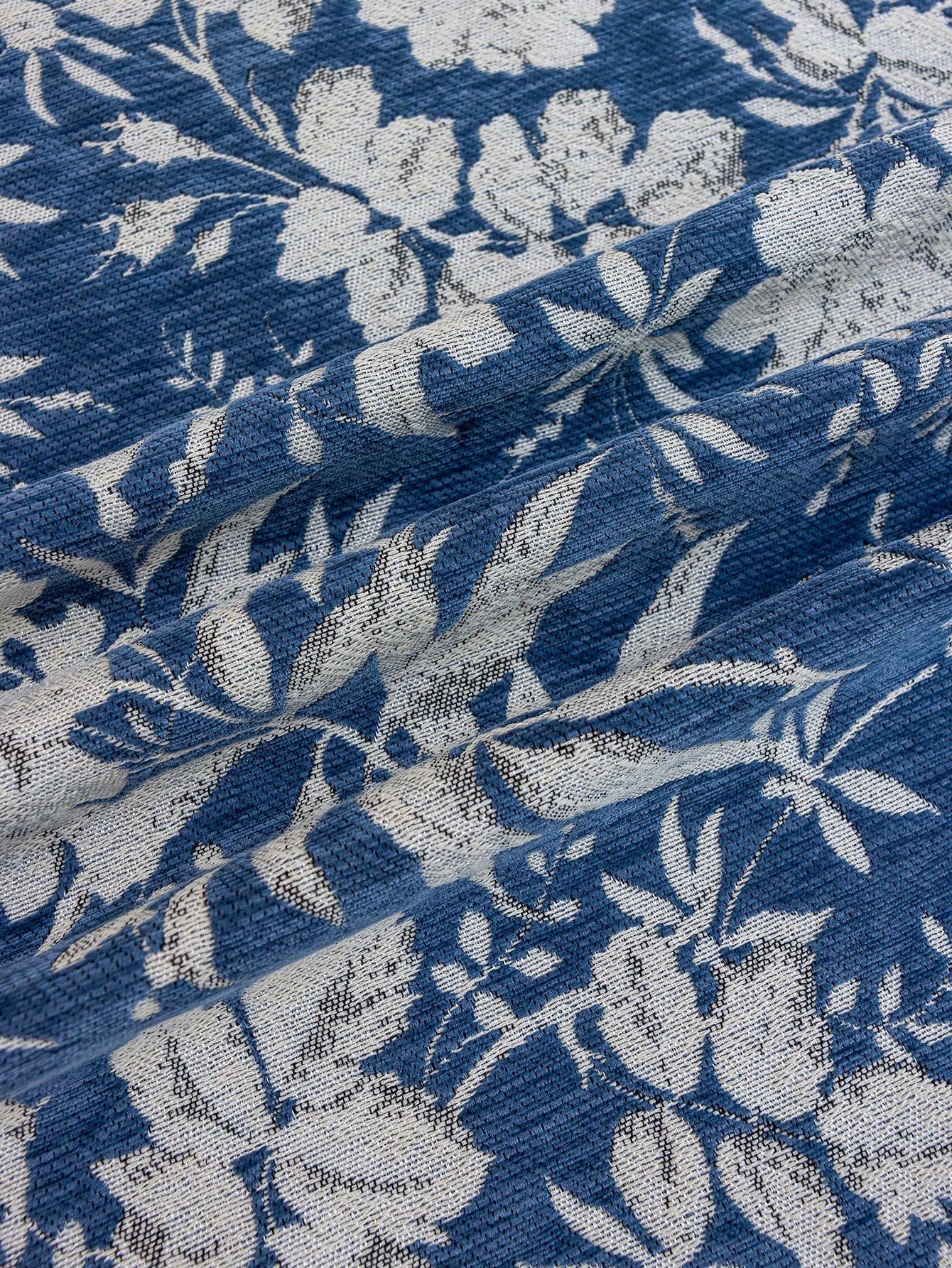 LaLuna Home Full Garden Chenille Jacquard Tablecloth - Blue