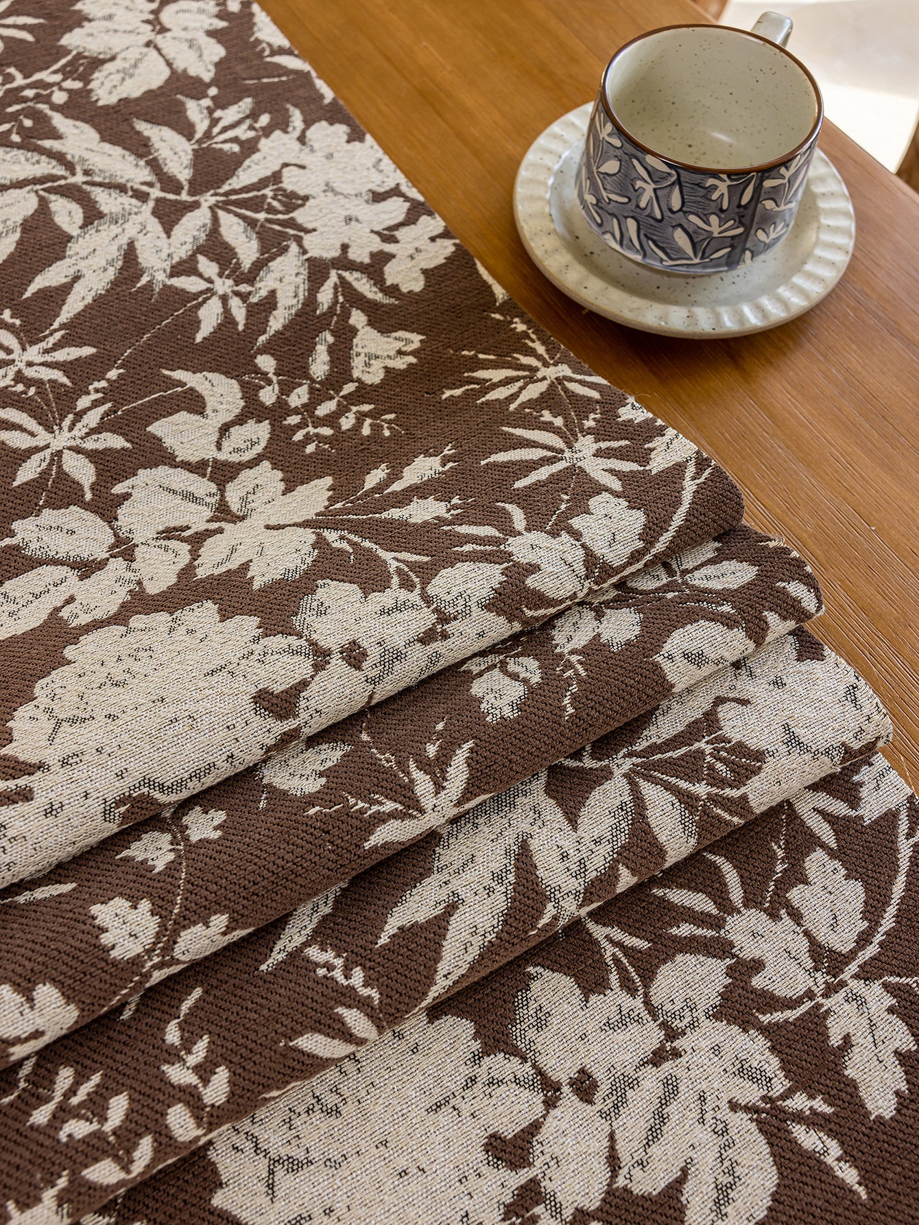 LaLuna Home Full Garden Chenille Jacquard Table Runner - Coffee