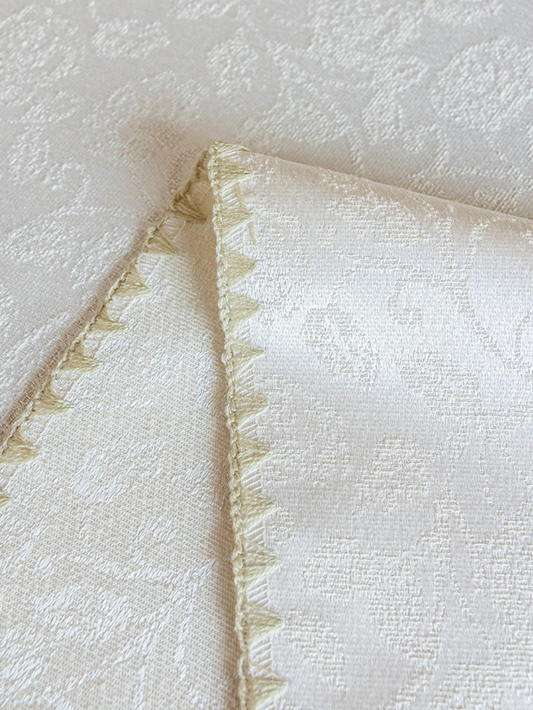 LaLuna Home Seine Gleam Jacquard Tablecloth with Shell Trim