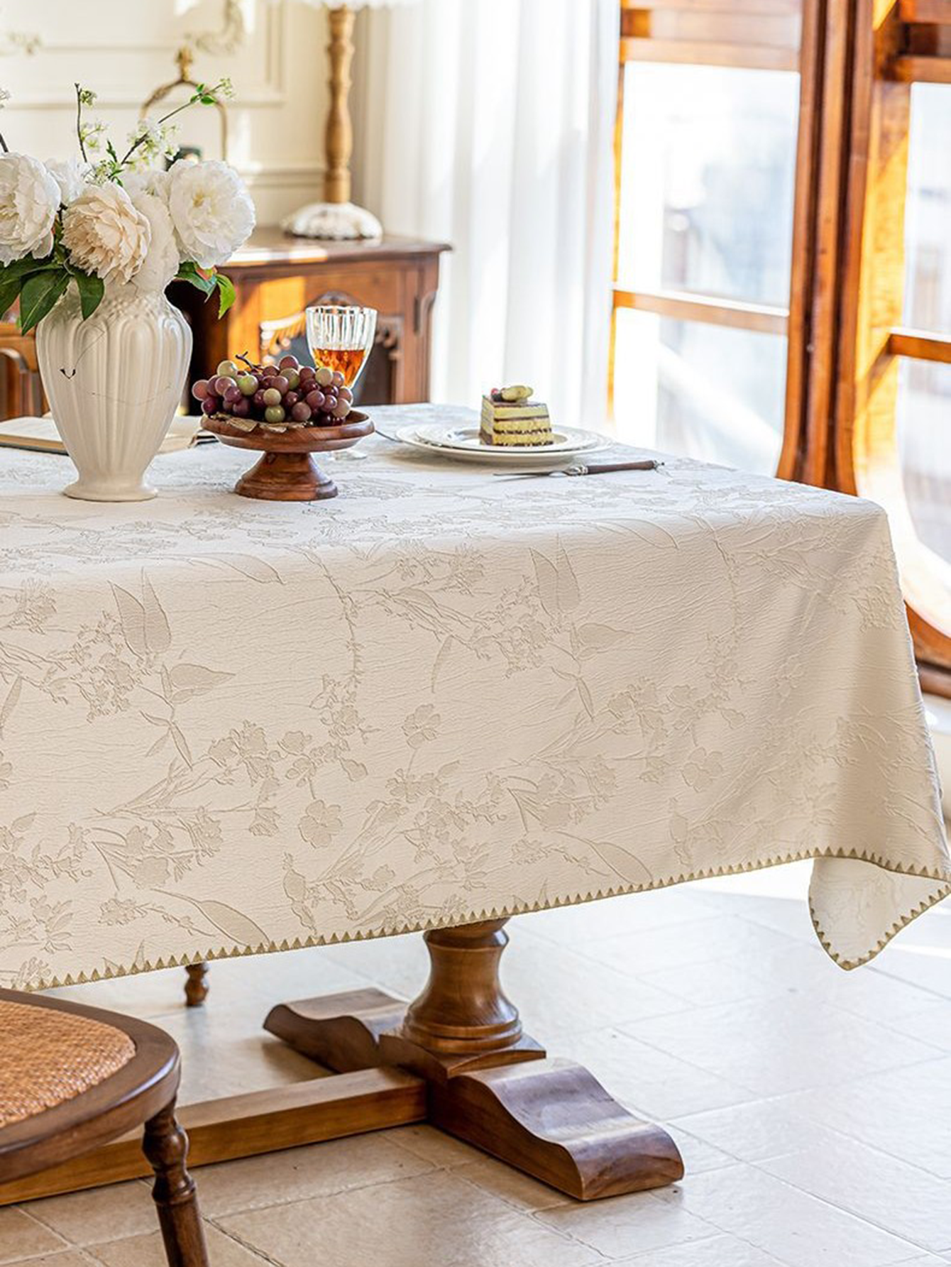 Classic White Table Linens | Elegant White & Ivory Tablecloths | LaLuna ...