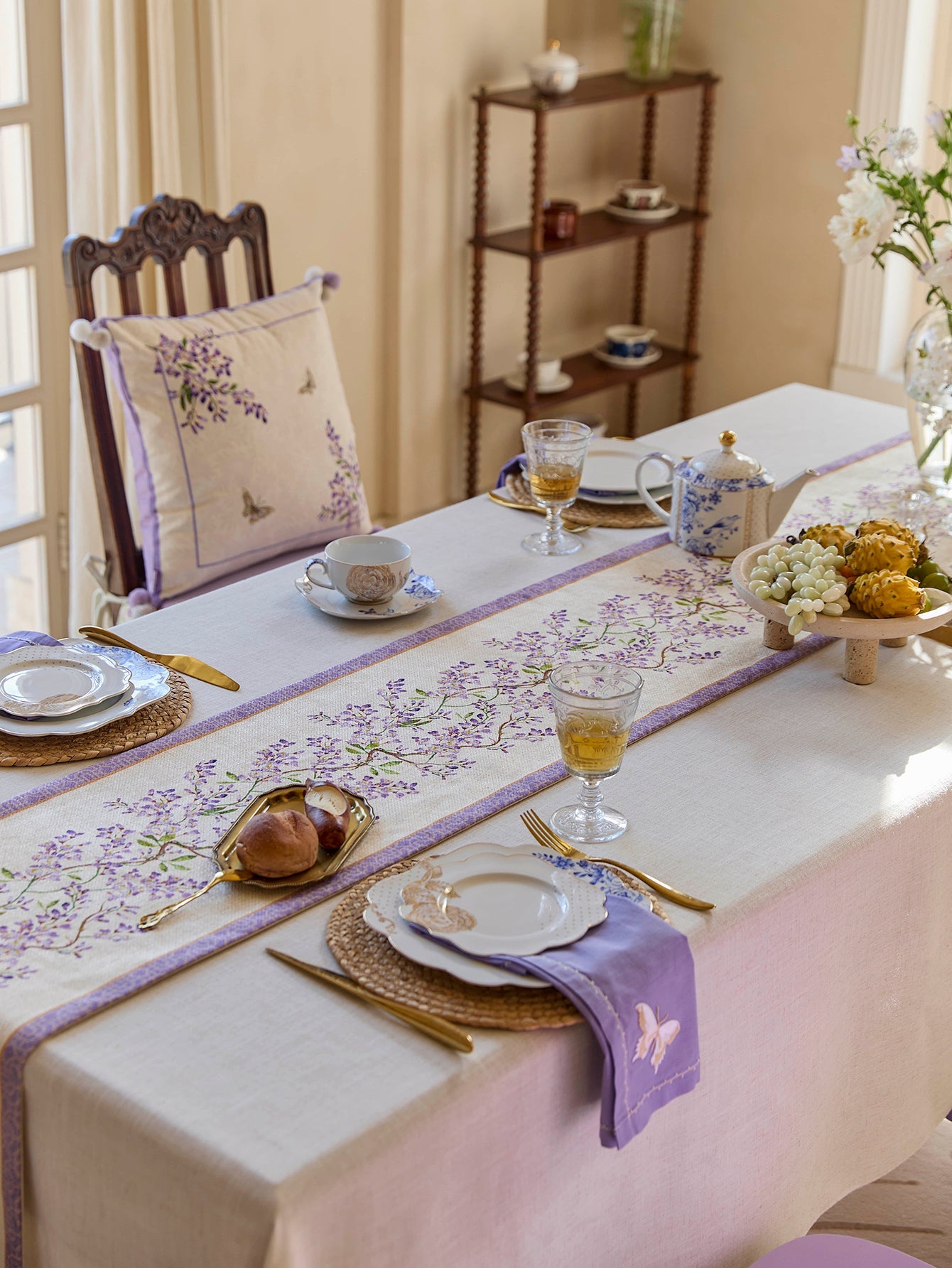 Explore LaLuna Home‘s Spring Edit, featuring elegant Chinoiserie-inspired tablecloths, runners, pillows, and home accents designed to brighten your home with fresh seasonal style.