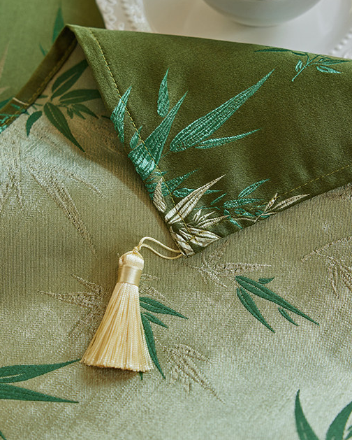 LaLuna Home Chinoiserie  Bamboo Embroidered Tablecloth with Tassels 140*220cm / 55*87in