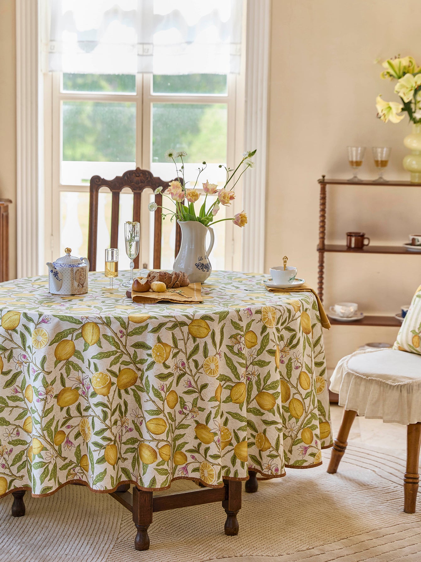 Chinoiserie Mid-Summer Lemon Pattern Round Tablecloth