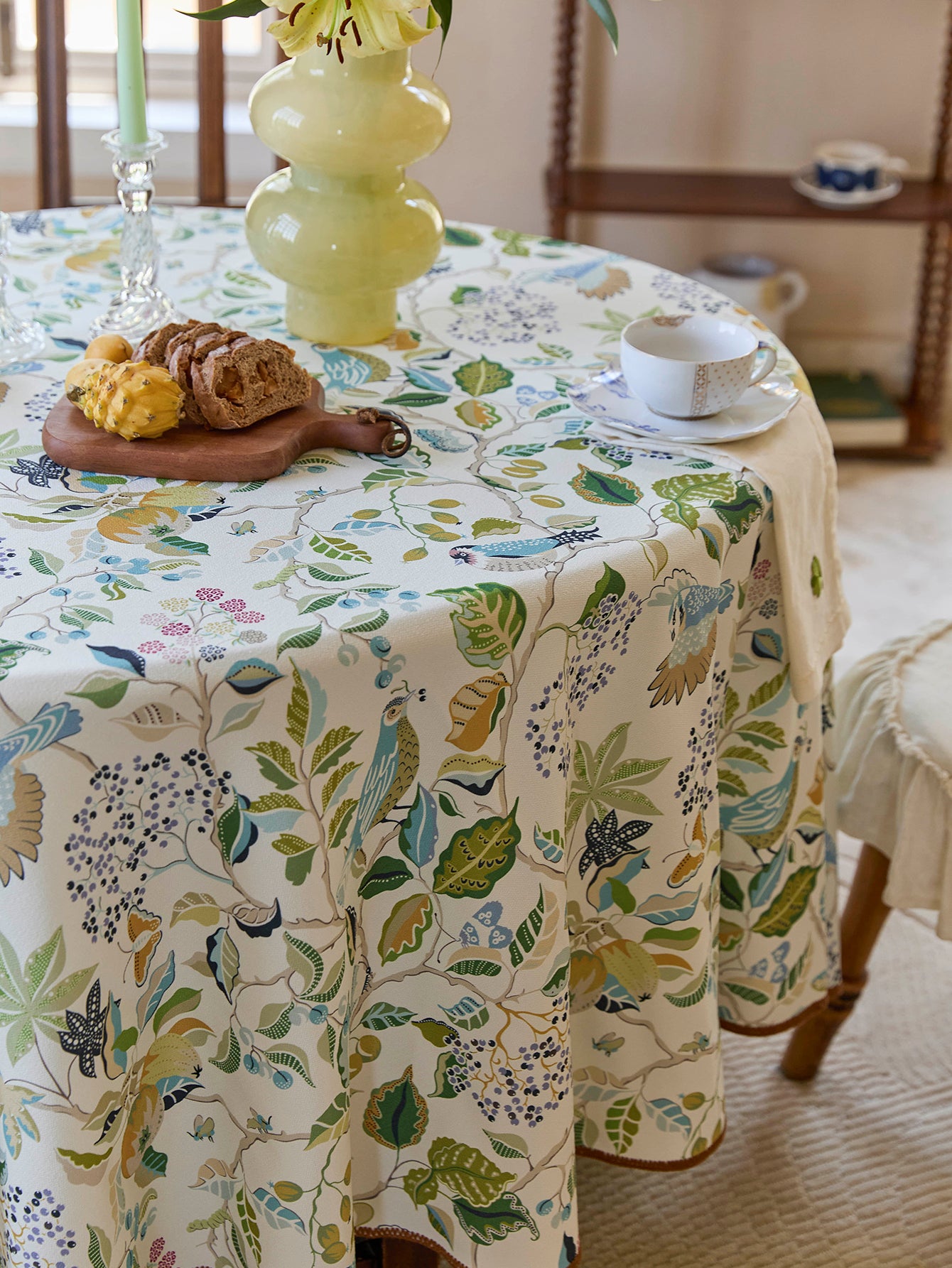 Chinoiserie Town Spring Floral Pattern Round Tablecloth