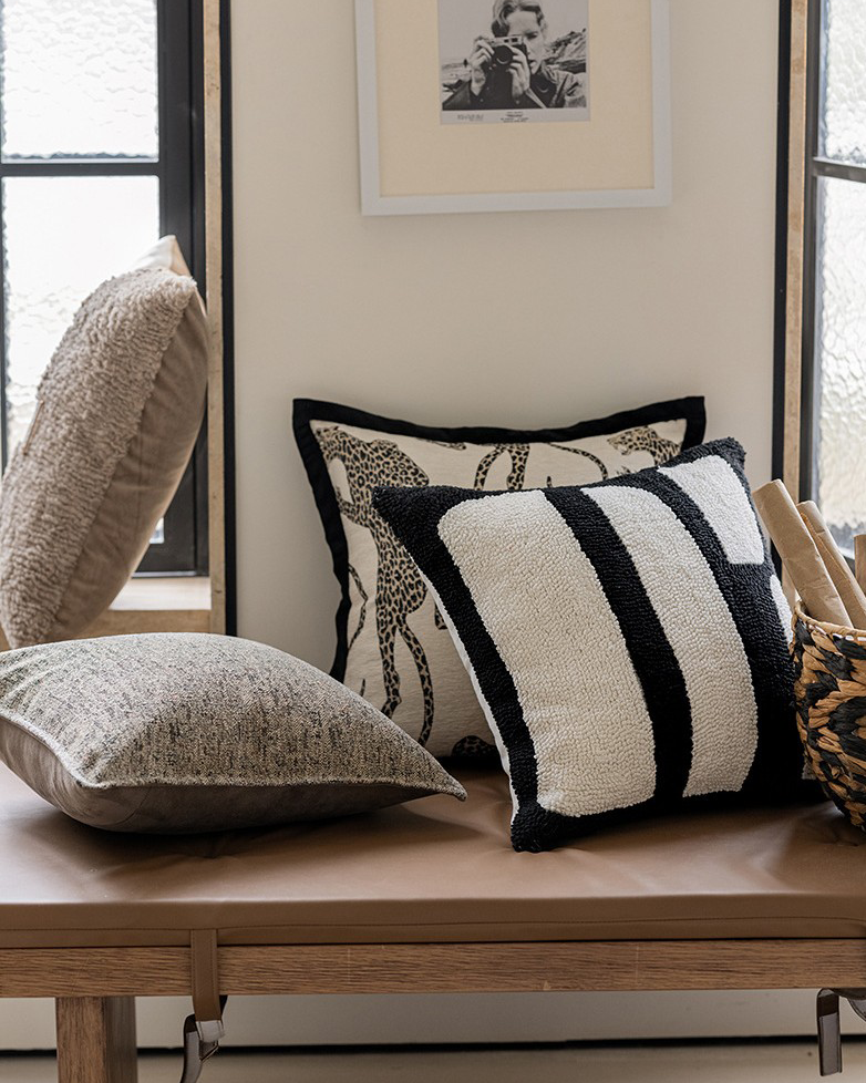 LaLuna Home Minimalism Marled Grey Throw Pillow