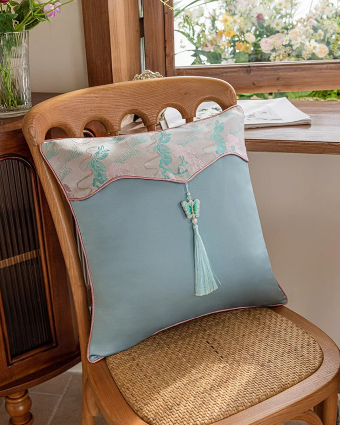 LaLuna Home Chinoiserie  Pine-Crane Pattern Throw Pillow with Butterfly Tassels