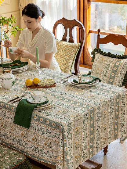 Chinoiserie Green Meadow Song Floral Pattern Tablecloth