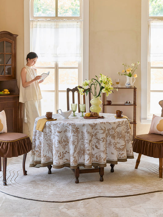 Chinoiserie Vine Splendor Floral Pattern Round Tablecloth