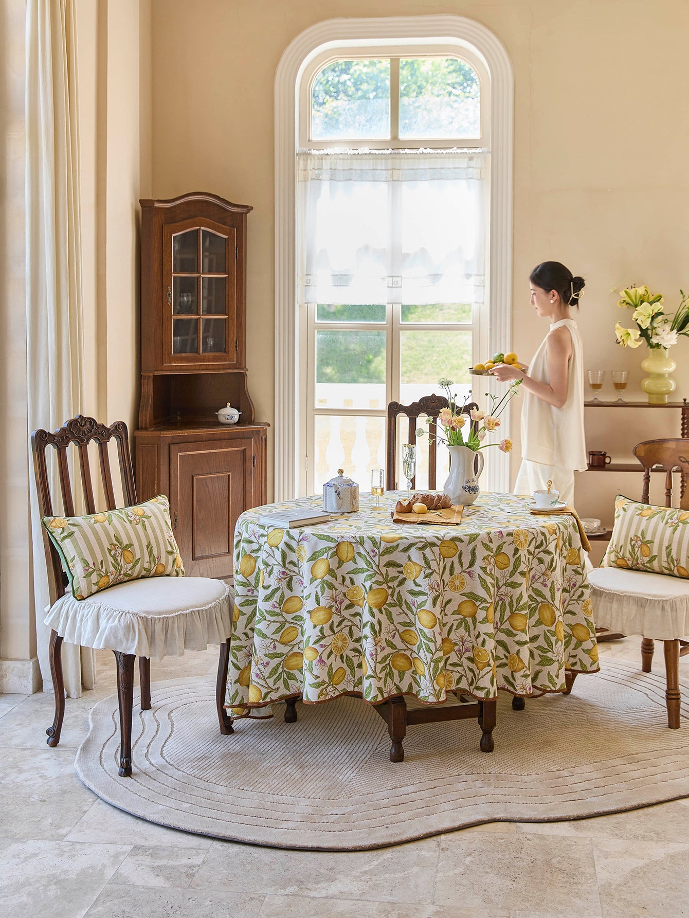 Chinoiserie Mid-Summer Lemon Pattern Round Tablecloth