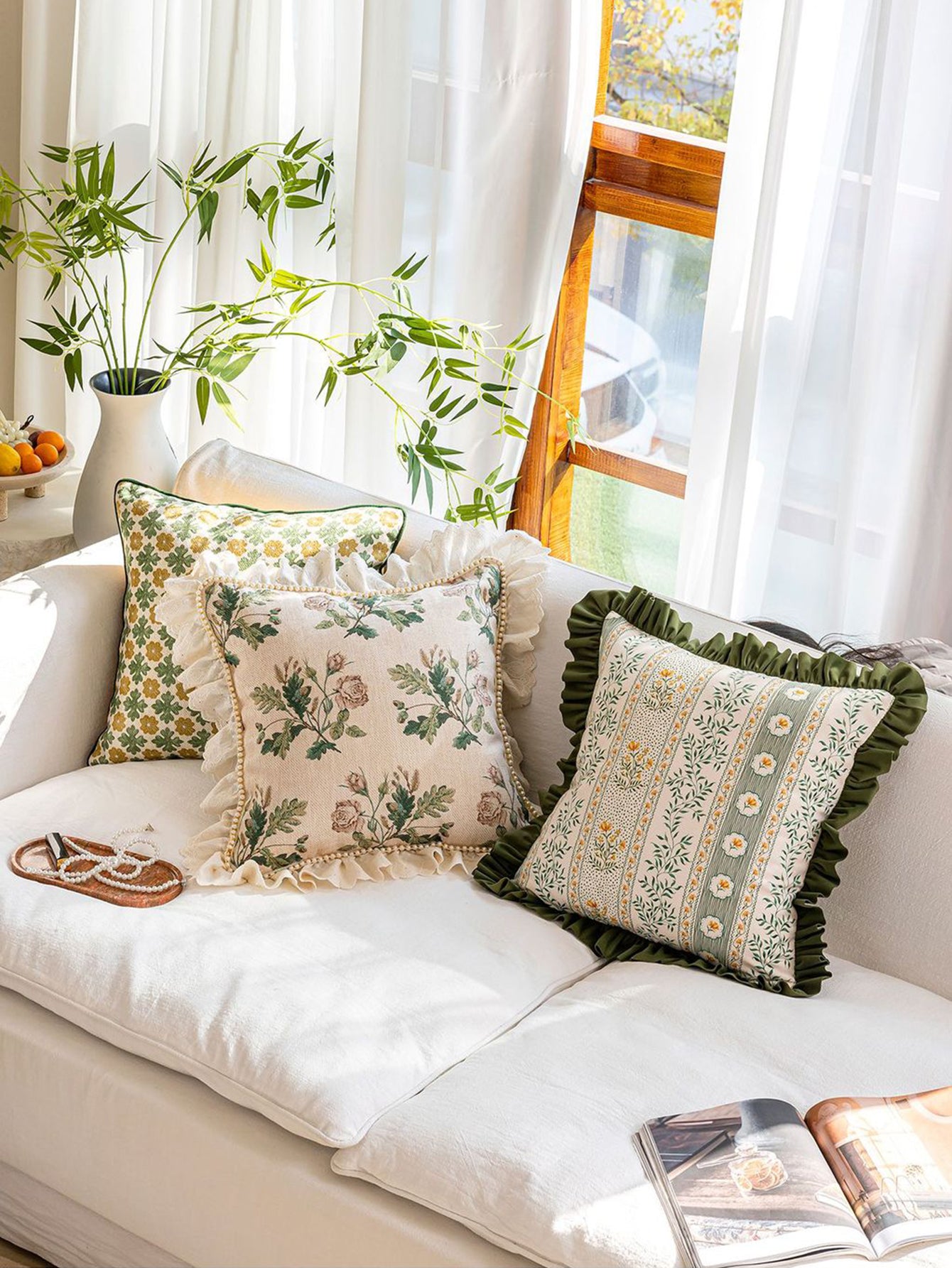 Chinoiserie Green Meadow Song Floral Pattern Throw Pillow