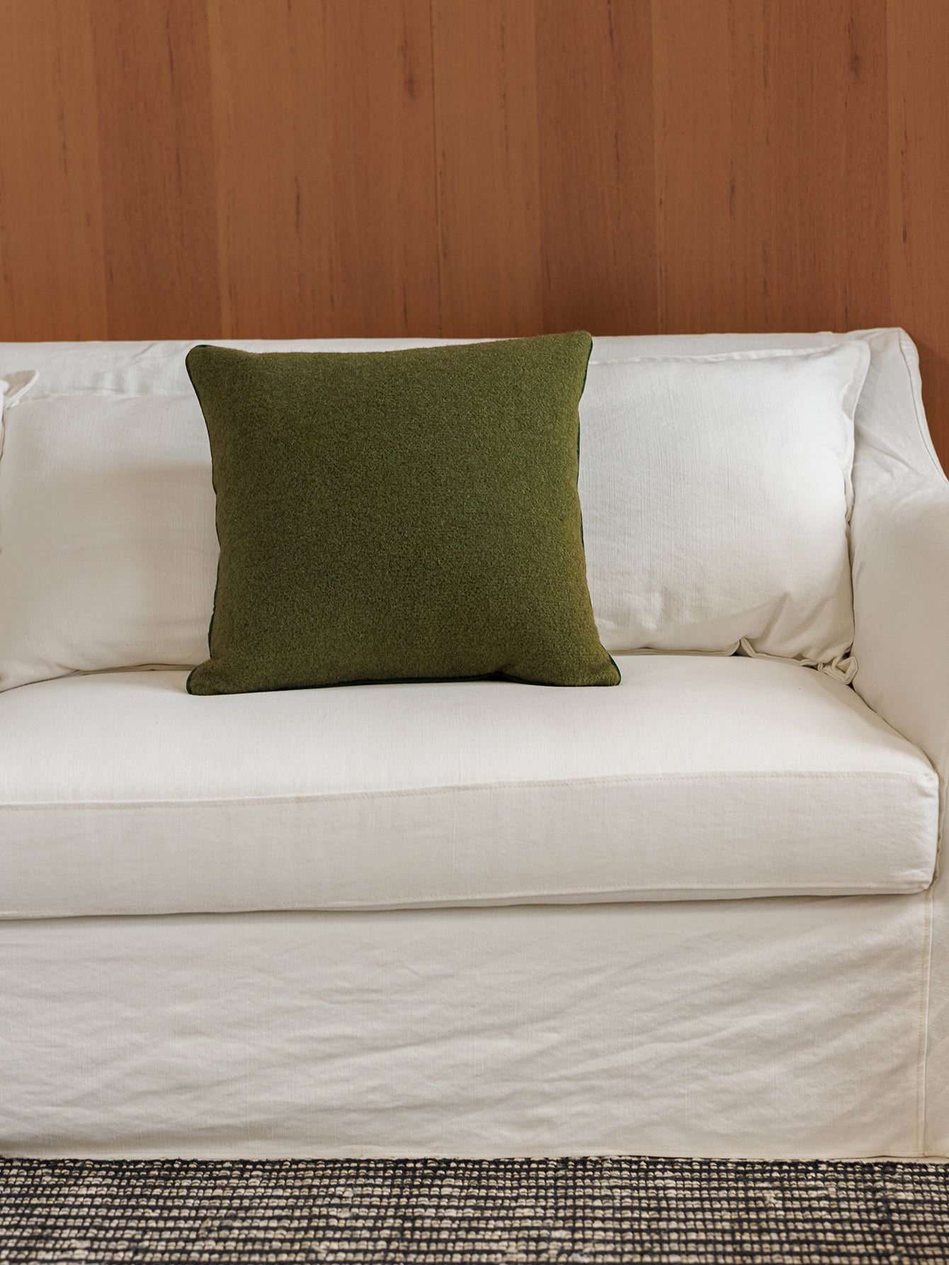 Chinoiserie Ink & Verdure Woolen Throw Pillow