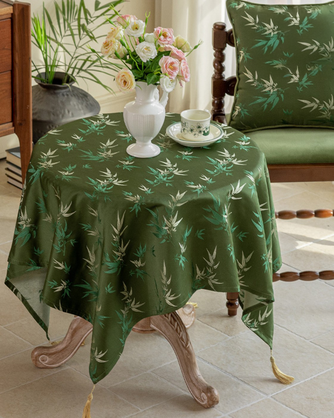LaLuna Home Chinoiserie  Bamboo Embroidered Tablecloth with Tassels 110*170cm / 43*67in