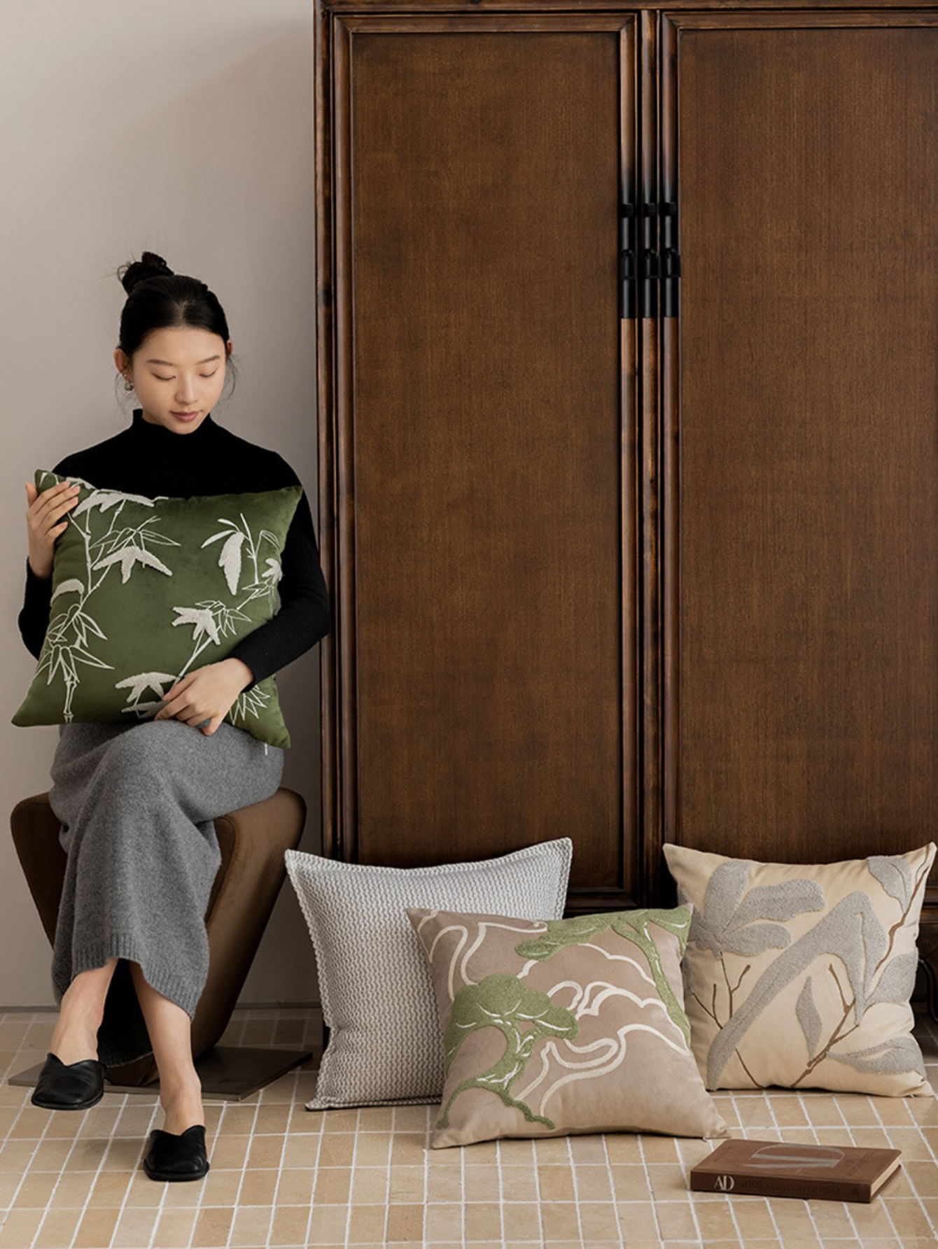 LaLuna Home Chinoiserie Bamboo Embroidered Velvet Throw Pillow