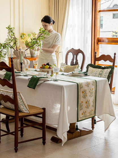 Chinoiserie Green Meadow Song Floral Pattern Table Runner with Tassels