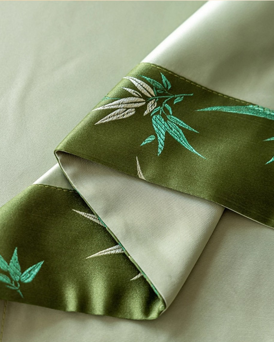 LaLuna Home Chinoiserie  Bamboo Embroidered Tablecloth with Tassels 133*200cm / 52*78in