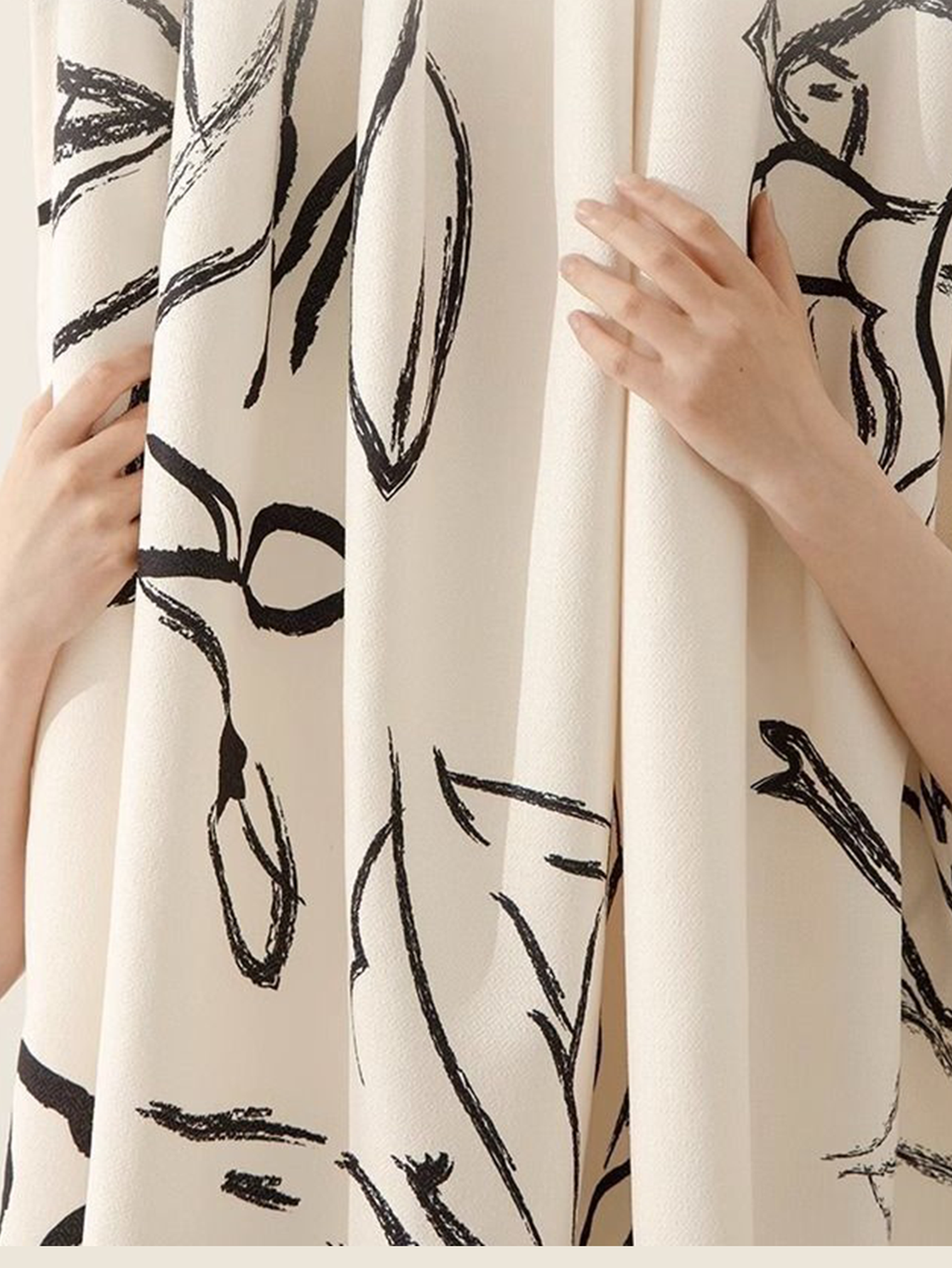 LaLuna Home Monochrome Chinoiserie Ink Floral Tablecloth