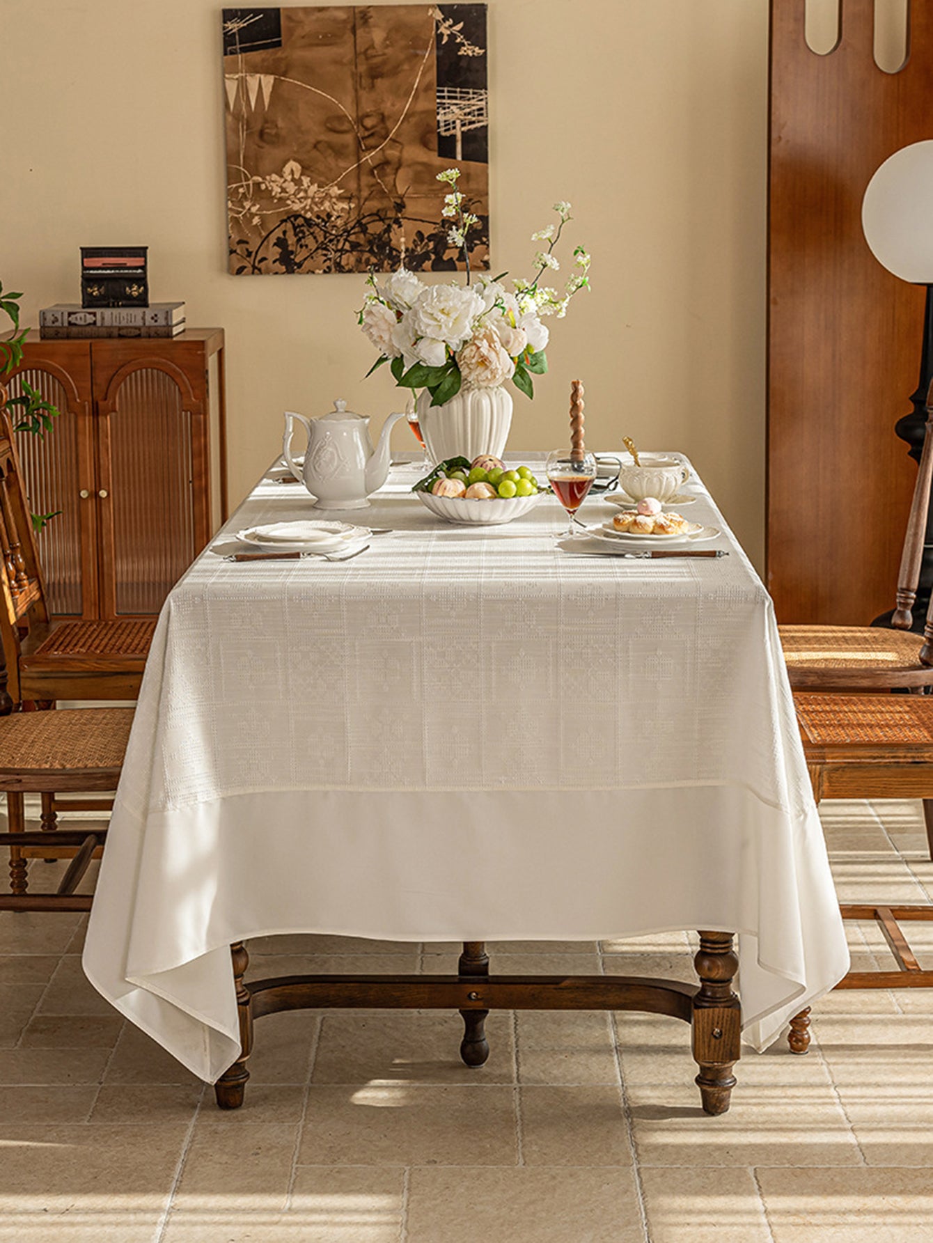 LaLuna Home Marguerite Jacquard Tablecloth