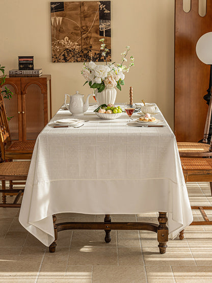 LaLuna Home Marguerite Jacquard Tablecloth