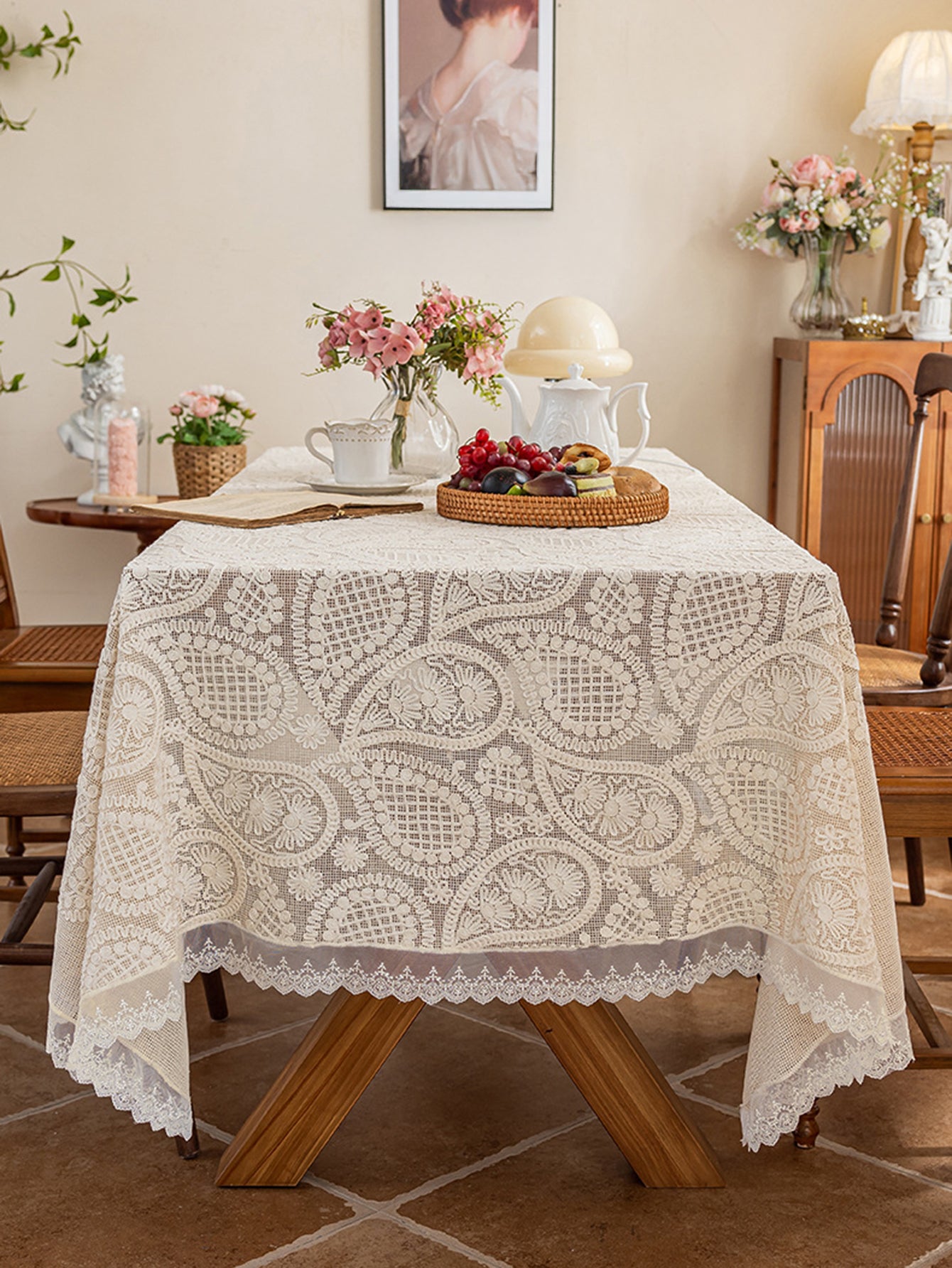 LaLuna Home Paisley Lace Tablecloth 130*130cm / 51*51cm