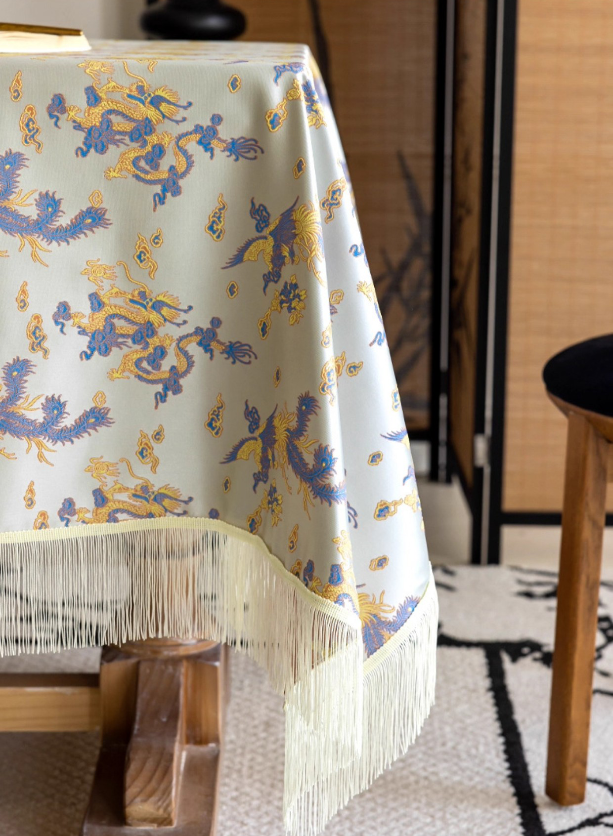 LaLuna Home Chinoiserie Loong Feng Pattern Jacquard Tablecloth with Tassels