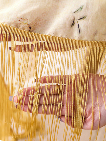 Chinoiserie Summer Courtyard Tablecloth with Tassel Trim