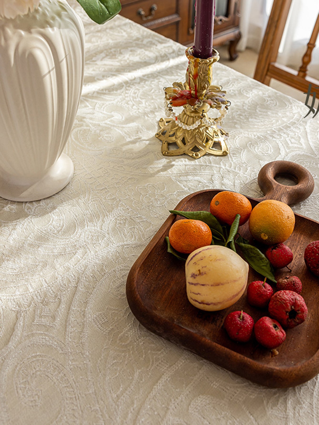 LaLuna Home Paisley Jacquard Tablecloth