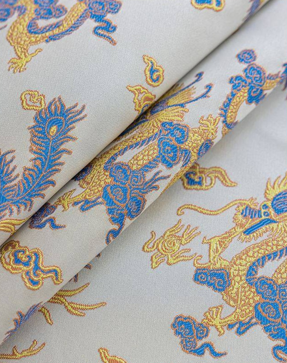 LaLuna Home Chinoiserie Loong Feng Pattern Jacquard Tablecloth with Tassels
