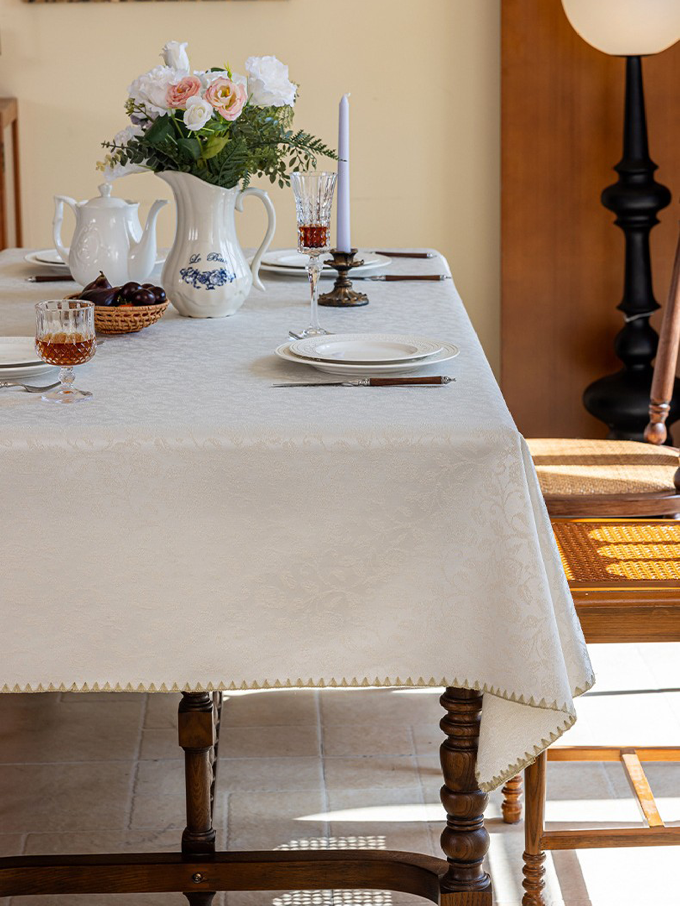 LaLuna Home Seine Gleam Jacquard Tablecloth with Shell Trim