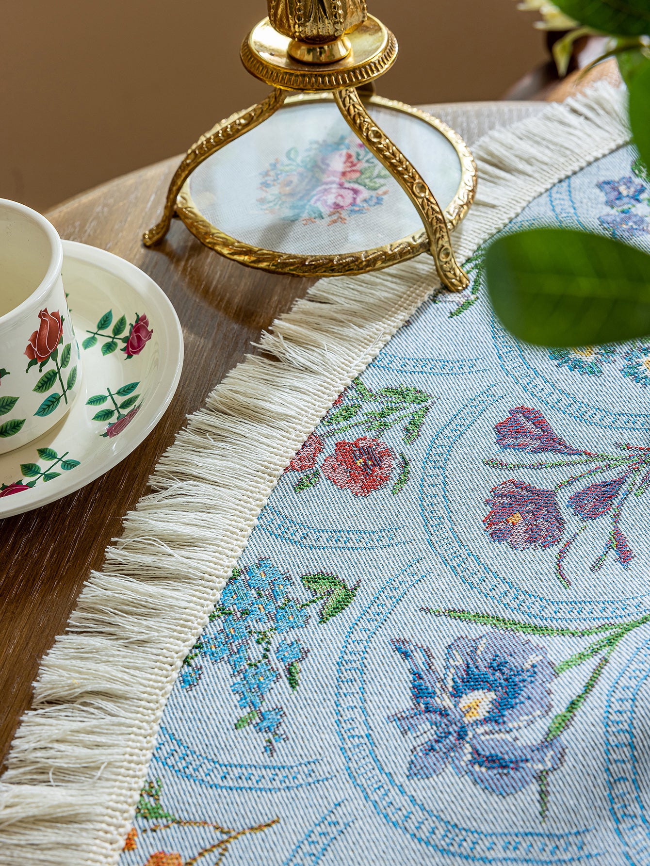 LaLuna Home Round Thousand Blooms Jacquard Tablecloth with Tassels - Blue