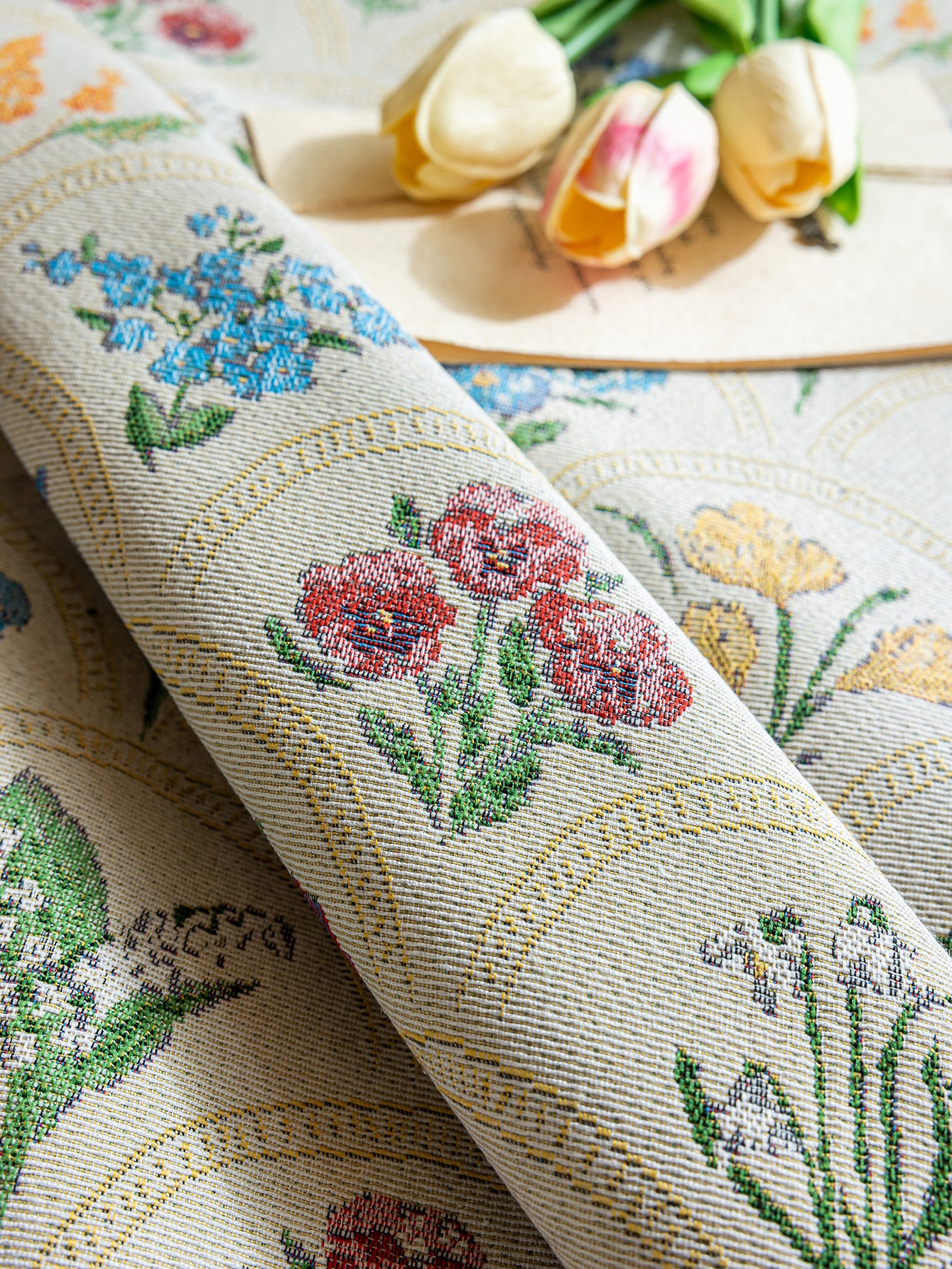 LaLuna Home Round Thousand Blooms Jacquard Tablecloth with Tassels - Beige