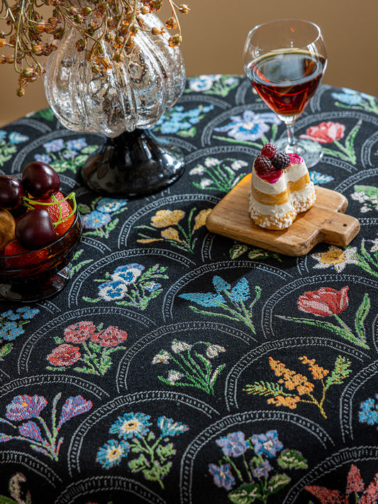LaLuna Home Round Thousand Blooms Jacquard Tablecloth with Tassels - Black