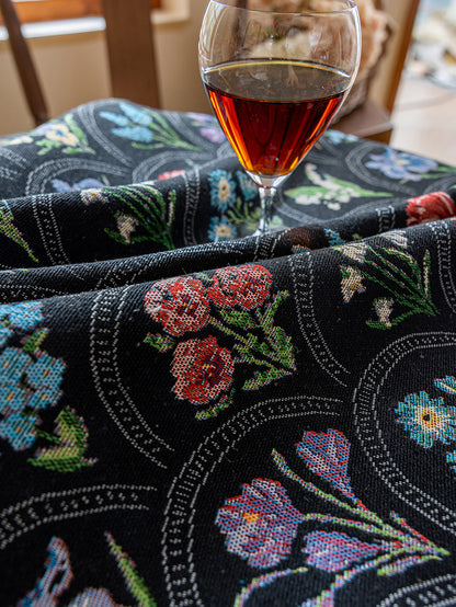 LaLuna Home Round Thousand Blooms Jacquard Tablecloth with Tassels - Black