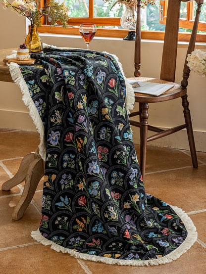 LaLuna Home Round Thousand Blooms Jacquard Tablecloth with Tassels - Black