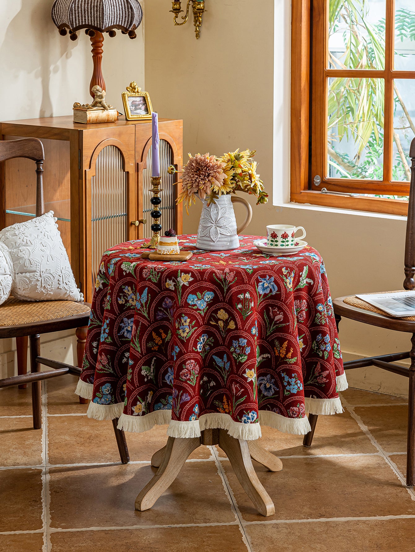 LaLuna Home Round Thousand Blooms Jacquard Tablecloth with Tassels - Red