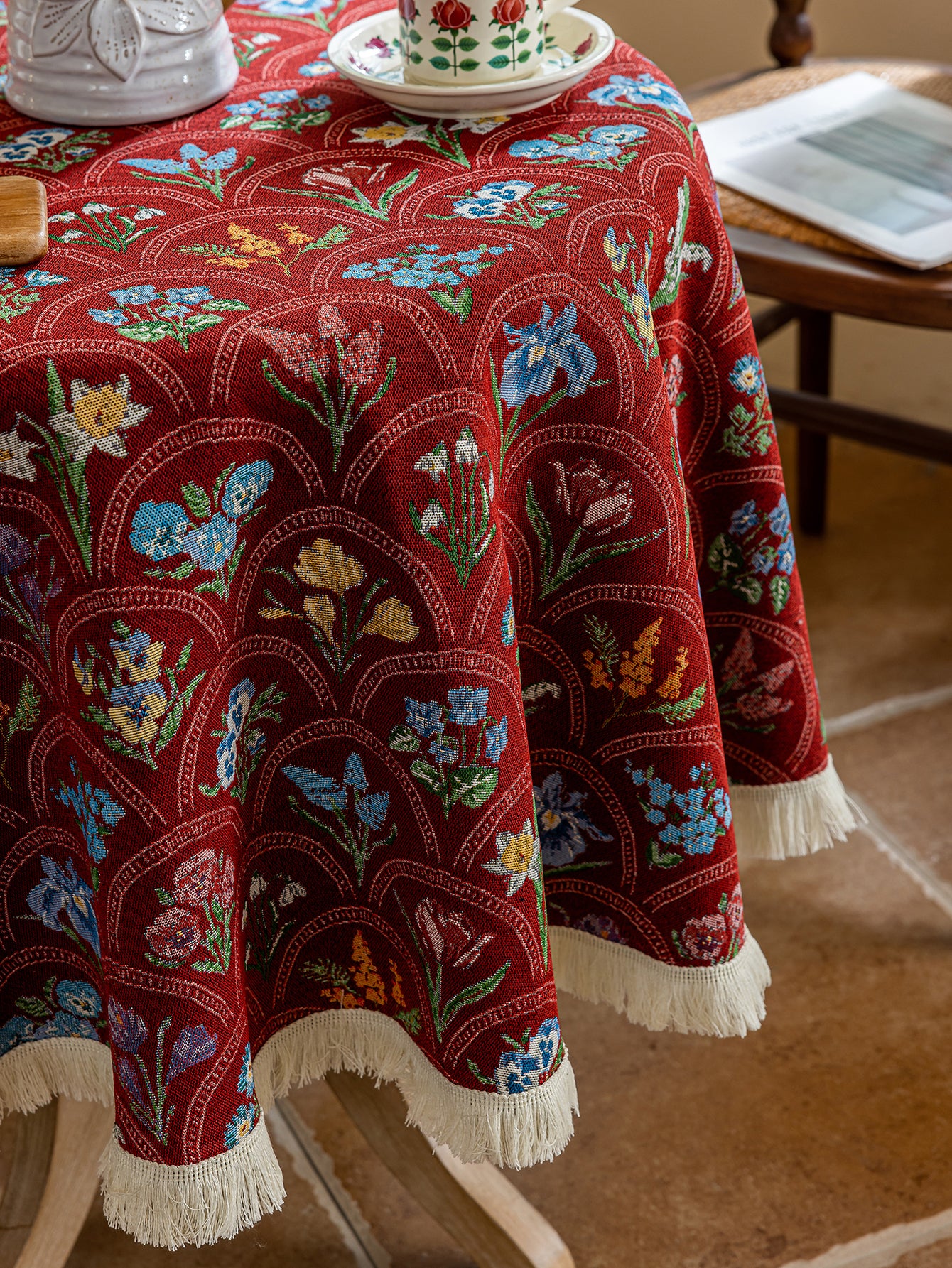 LaLuna Home Round Thousand Blooms Jacquard Tablecloth with Tassels - Red
