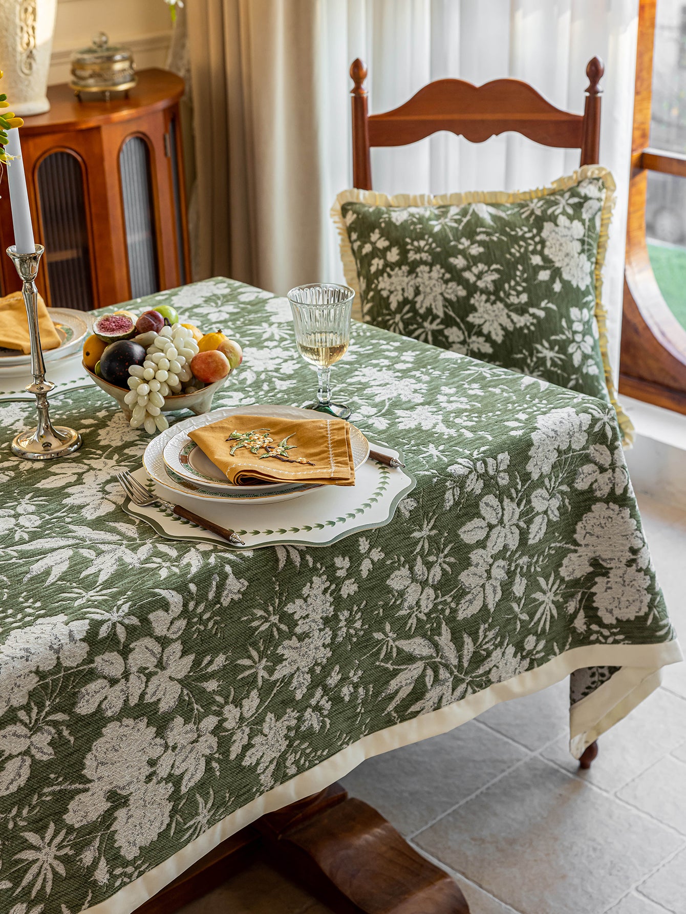 Chinoiserie Vintage Green Rose Dream Jacquard Tablecloth