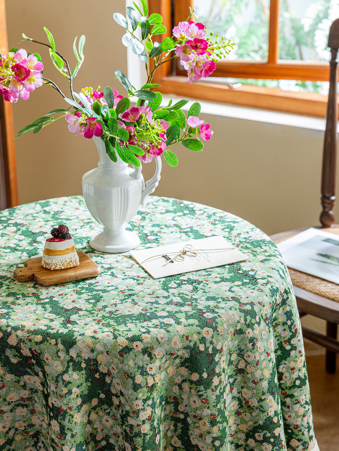 LaLuna Home Green Meadow Jacquard Round Tablecloth with Tassels