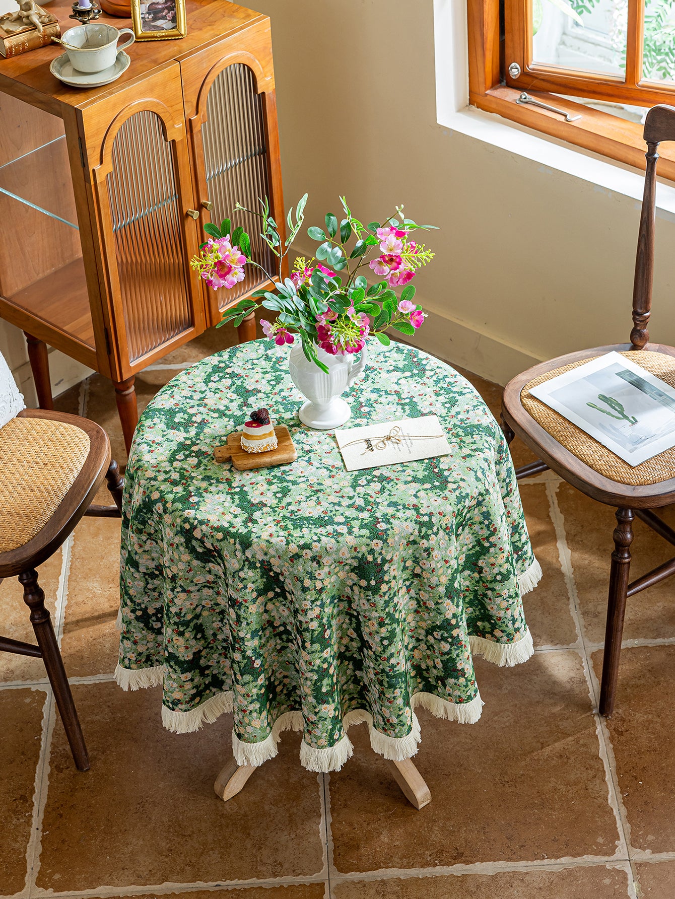 LaLuna Home Green Meadow Jacquard Round Tablecloth with Tassels