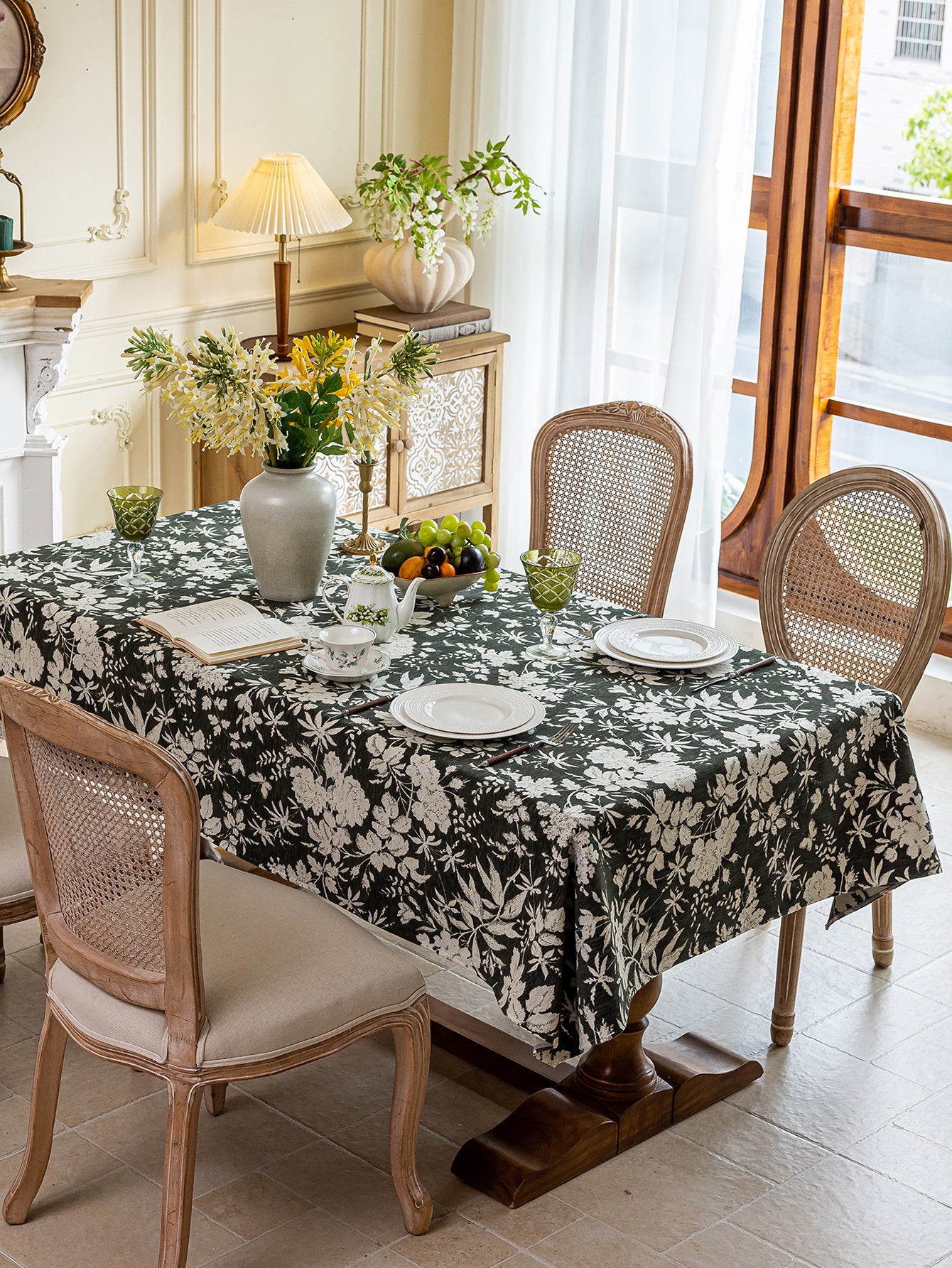 LaLuna Home Full Garden Chenille Jacquard  Tablecloth - Green