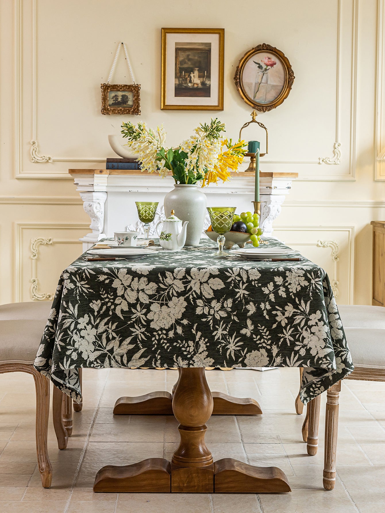 LaLuna Home Full Garden Chenille Jacquard  Tablecloth - Green