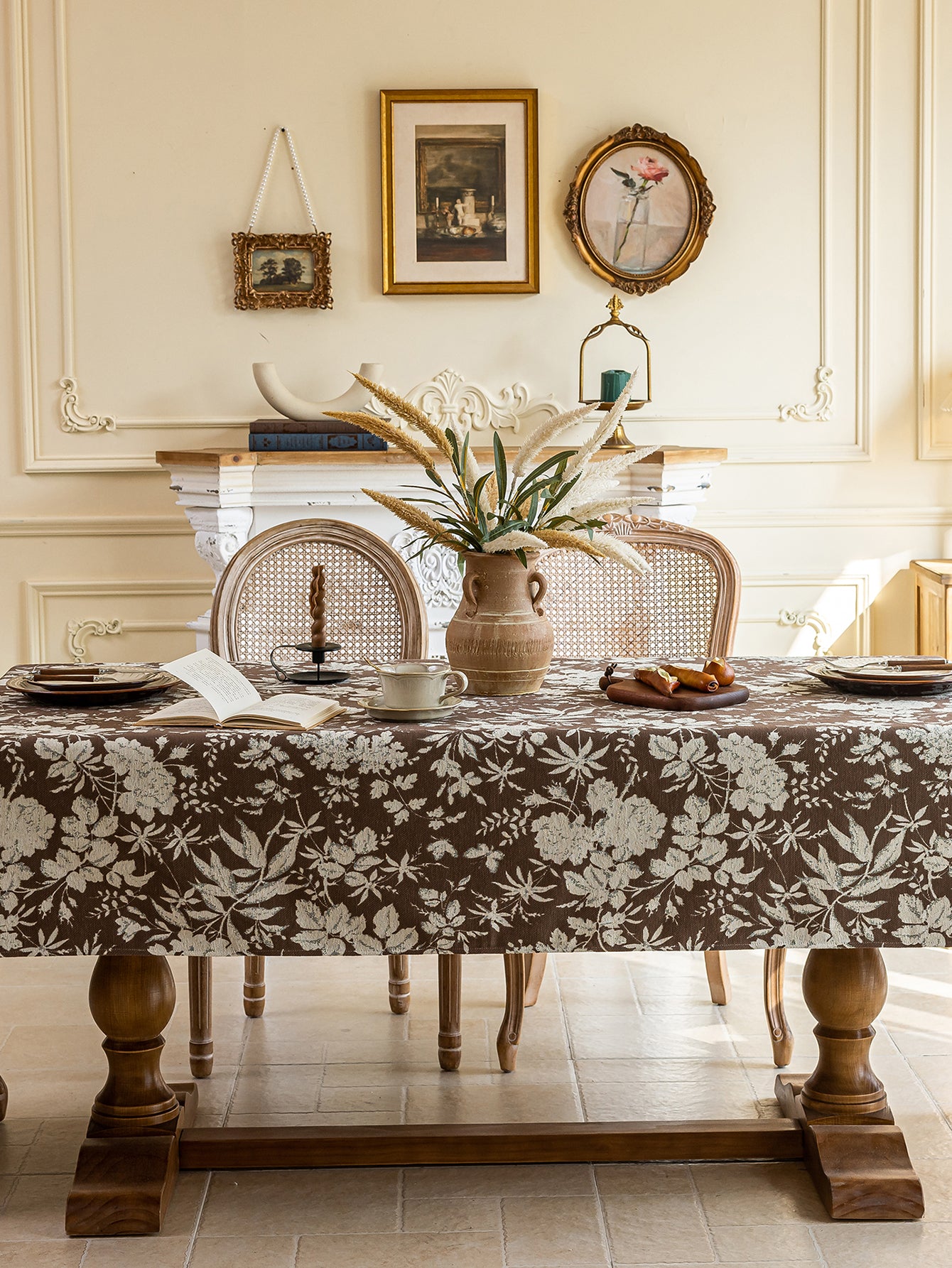 LaLuna Home Full Garden Chenille Jacquard  Tablecloth - Coffee