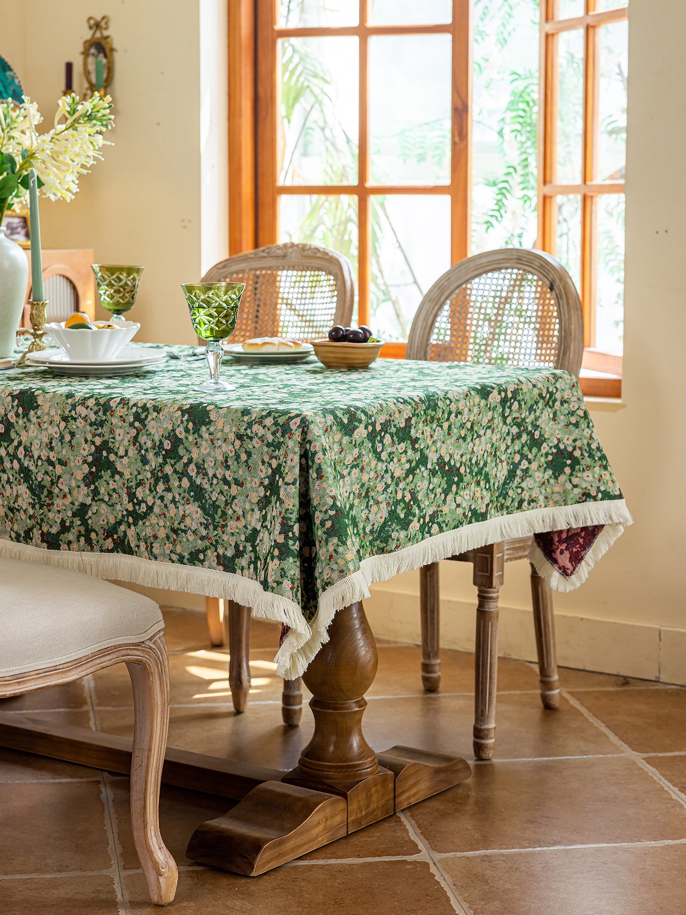 LaLuna Home Green Meadow  Jacquard  Tablecloth with Tassels