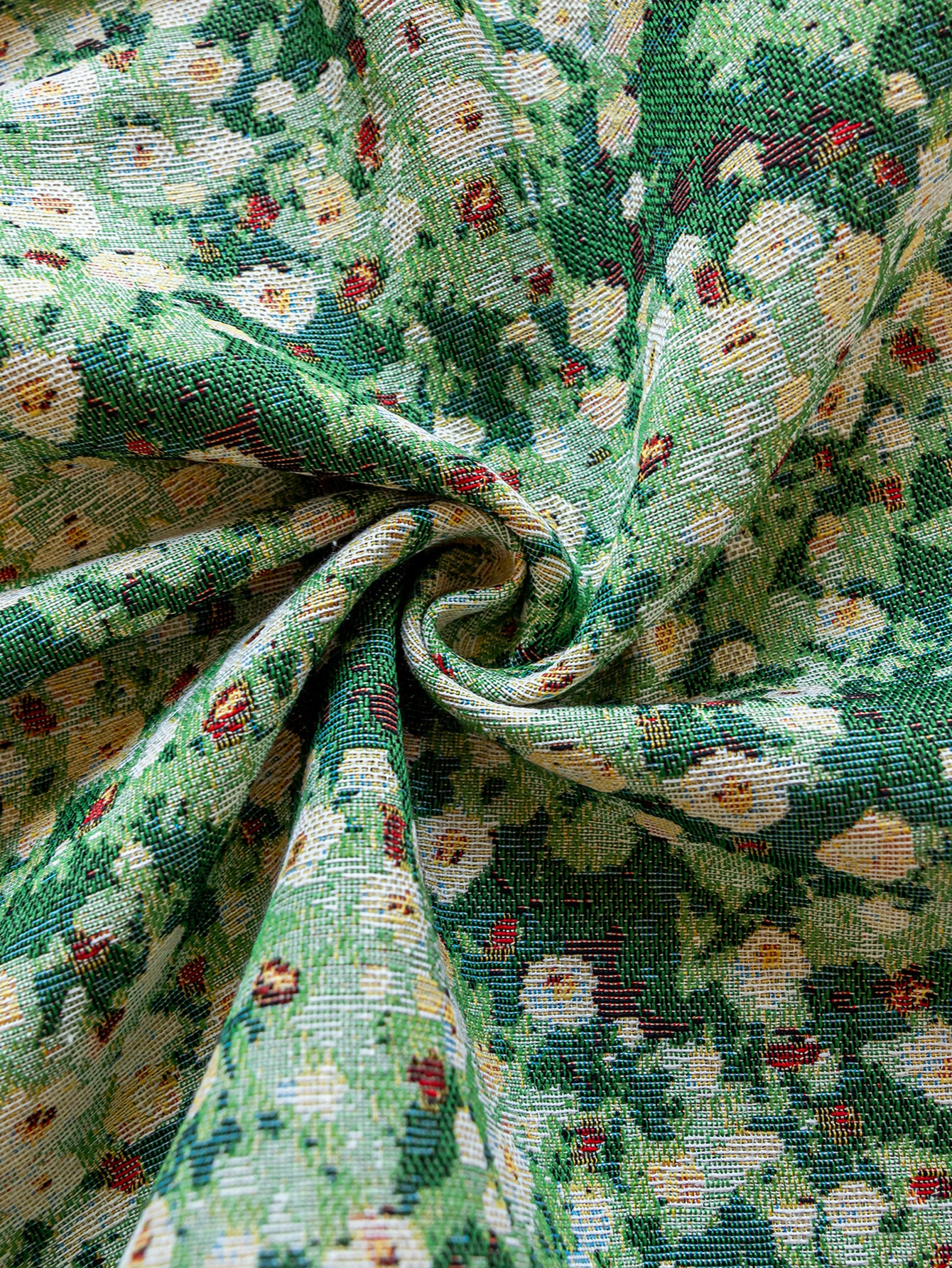 LaLuna Home Green Meadow  Jacquard  Tablecloth with Tassels