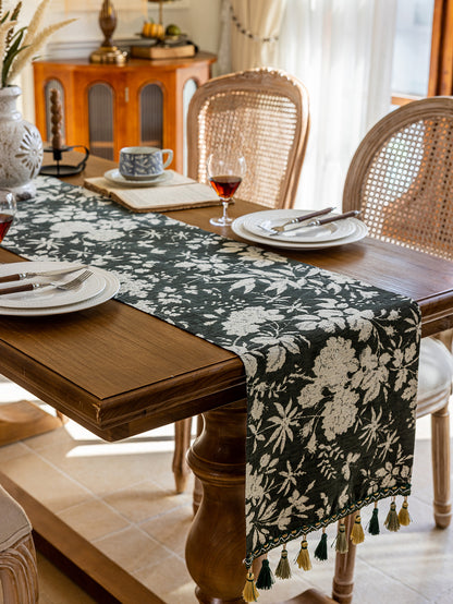 LaLuna Home Full Garden Chenille Jacquard Table Runner - Green