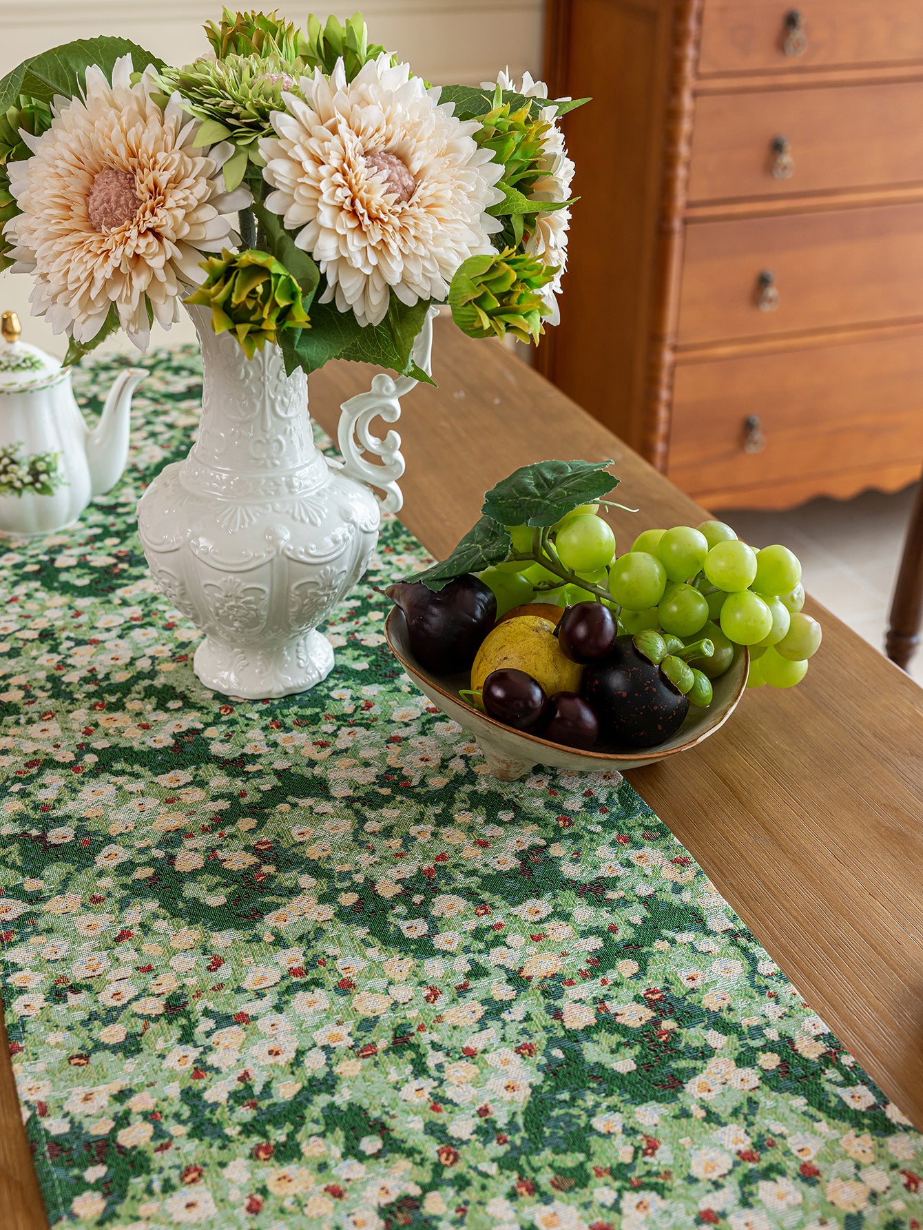 LaLuna Home Green Meadow Jacquard  Table Runner with Tassels