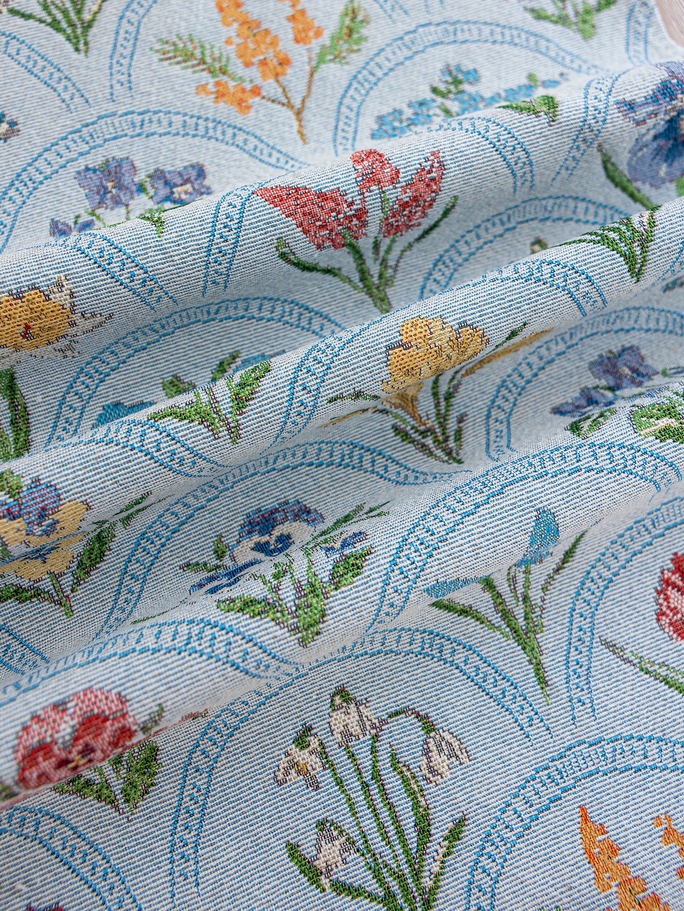 LaLuna Home Thousand Blooms Jacquard Table Runner with Tassels - Blue 35*350cm / 14*138in
