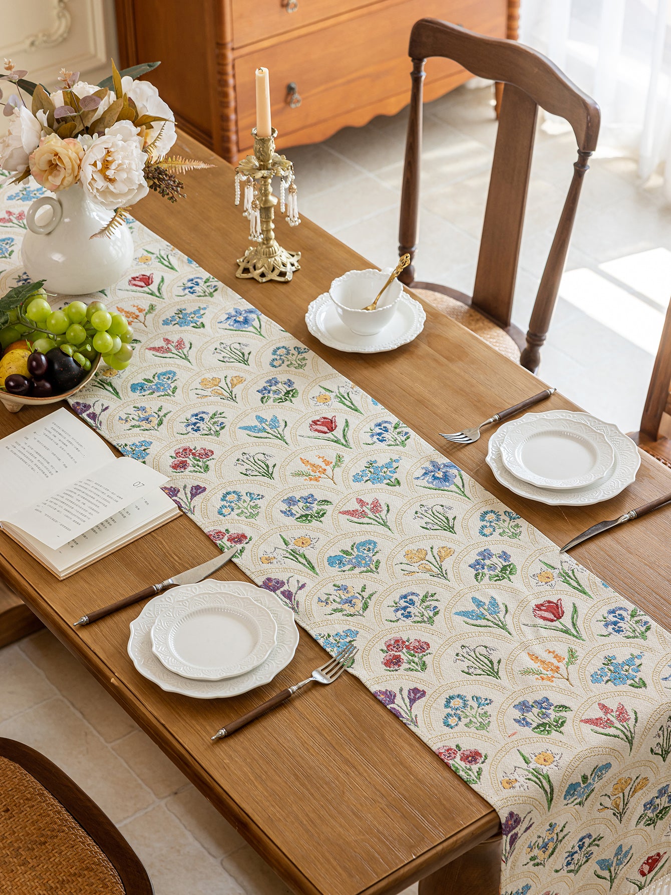 LaLuna Home Thousand Blooms Jacquard Round Table Runner with Tassels - Beige