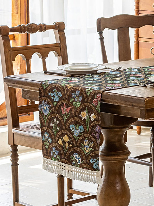 LaLuna Home Thousand Blooms Jacquard Table Runner with Tassels - Coffee