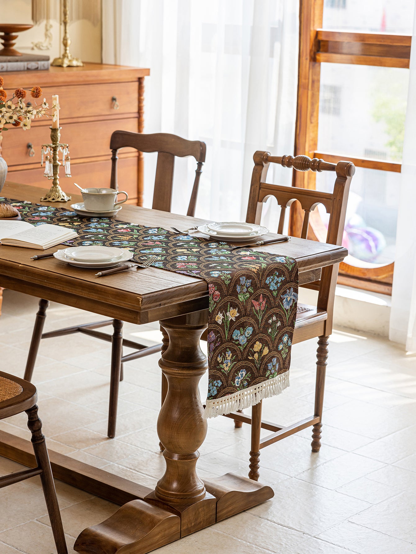 LaLuna Home Thousand Blooms Jacquard Table Runner with Tassels - Coffee